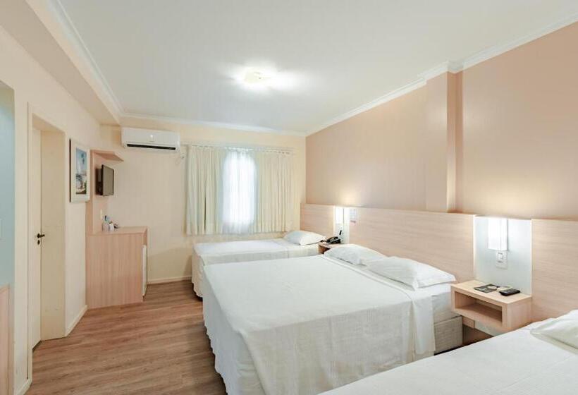 اتاق لوکس چهار تخته, Bristol Sabrina Hotel De Charme Joinville