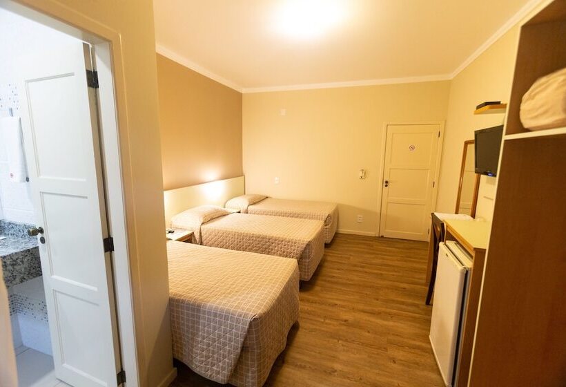 اتاق لوکس سه تخته, Bristol Sabrina Hotel De Charme Joinville