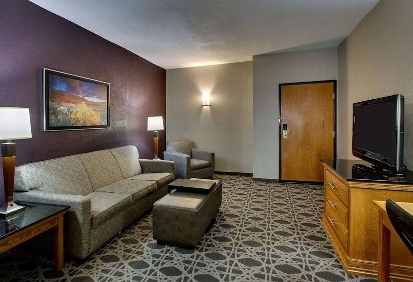 Suite Deluxe 2 Quartos, Drury Inn & Suites Albuquerque North