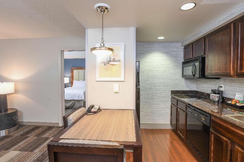 سوئیت 2 خوابه, Homewood Suites Cincinnati Airport