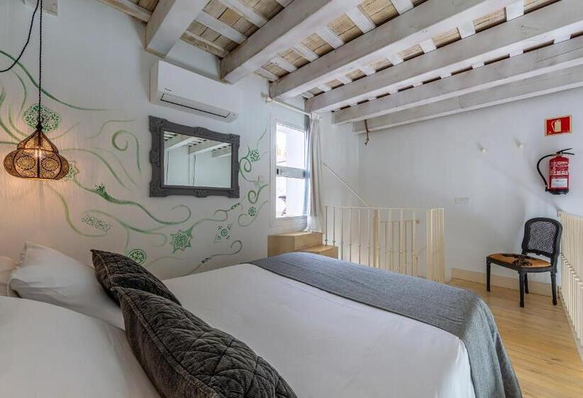 테라스 스위트, La Casa De La Favorita