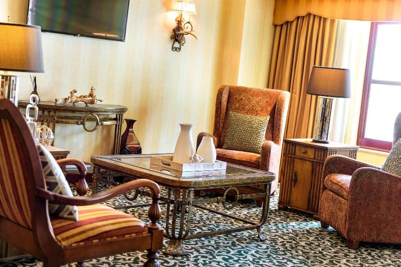 سوییت, Renaissance Tulsa Hotel & Convention Center