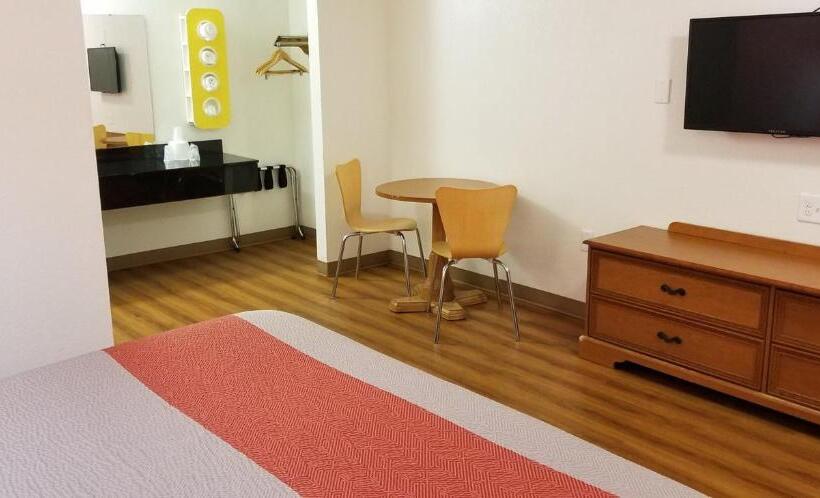 Premium Room, Motel 6 North Lima