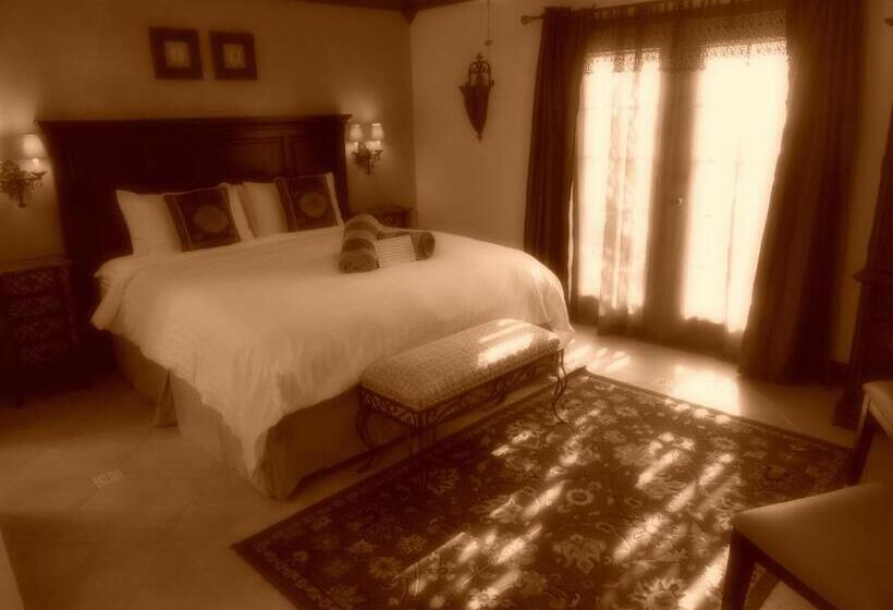 اتاق استاندارد با تخت بزرگ, Tuscan Springs Hotel & Spa