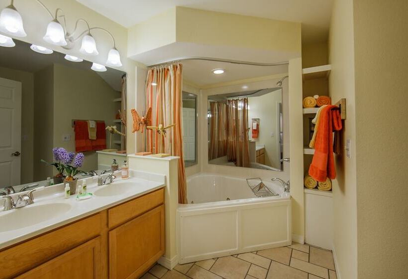 ویلای 2 خوابه, Holiday Inn Club Vacations Holiday Hills Resort At Branson An Ihg