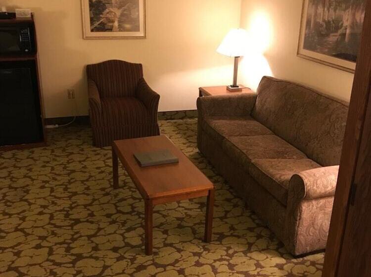 Deluxe Suite, Americinn By Wyndham Appleton