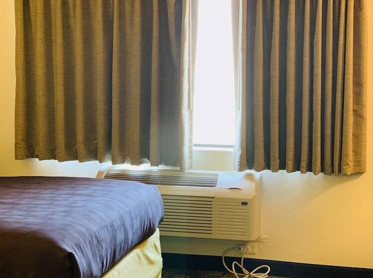اتاق لوکس, Americinn By Wyndham Kewanee