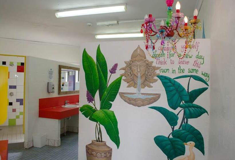 اتاق استاندارد, Arts Factory By Nomads