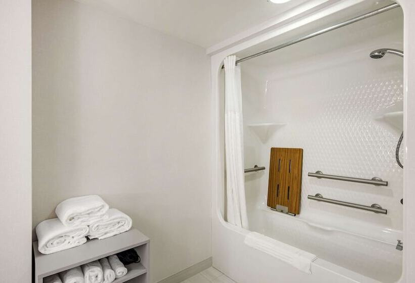 سوئیت برای معلولان, Comfort Suites Ocean City West
