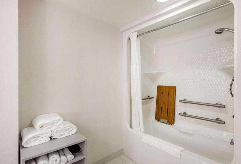 سوئیت برای معلولان, Comfort Suites Ocean City West