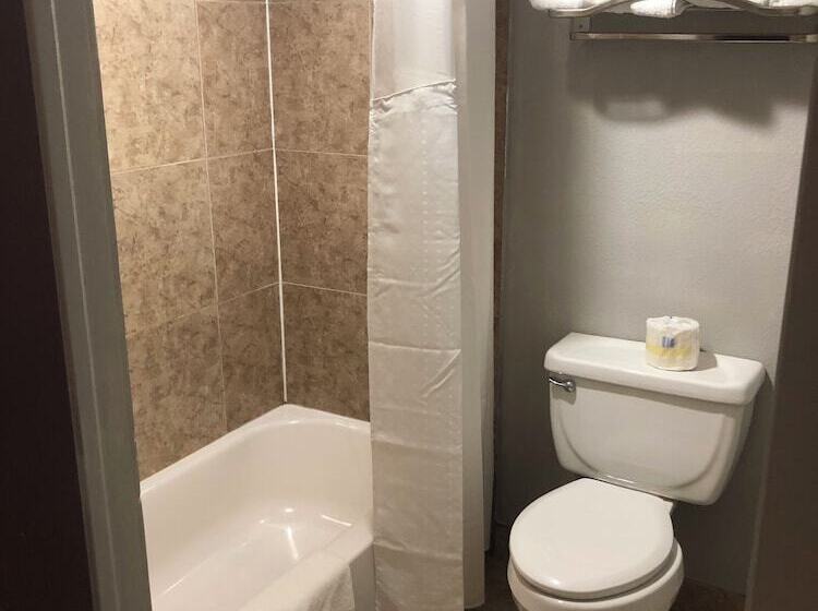 اتاق استاندارد, Executive Inn