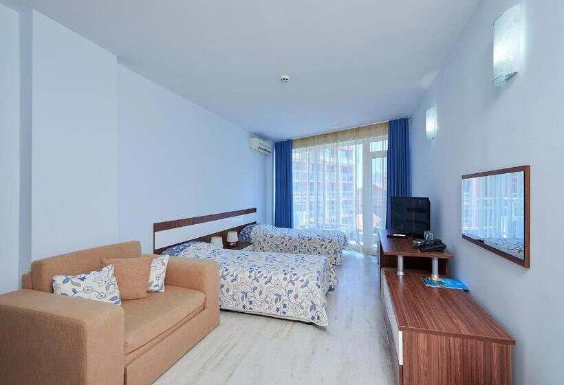 Standard Room with Balcony Side Sea View, Family  Regata