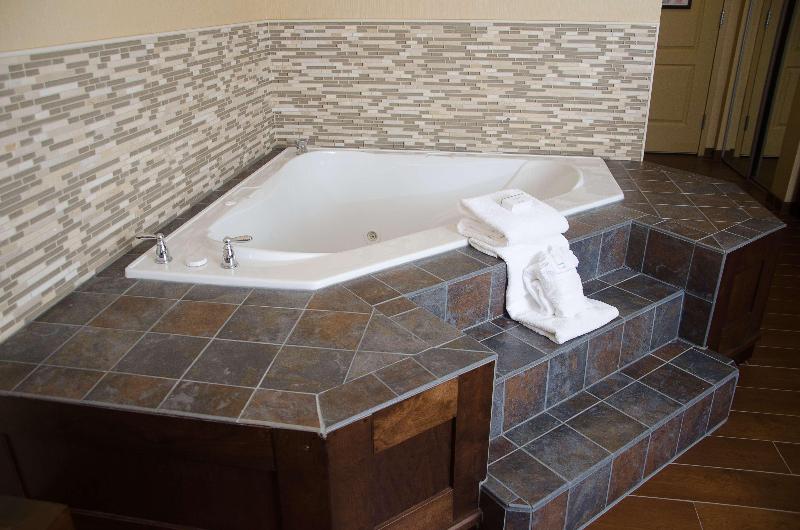 اتاق استاندارد با تخت بزرگ, Hilton Garden Inn Watertown/thousand Islands