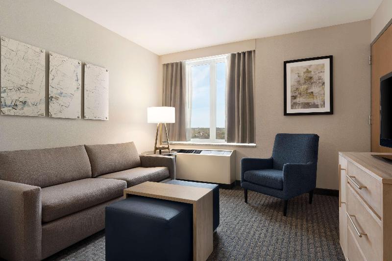 سوییت, Homewood Suites By Hilton University City