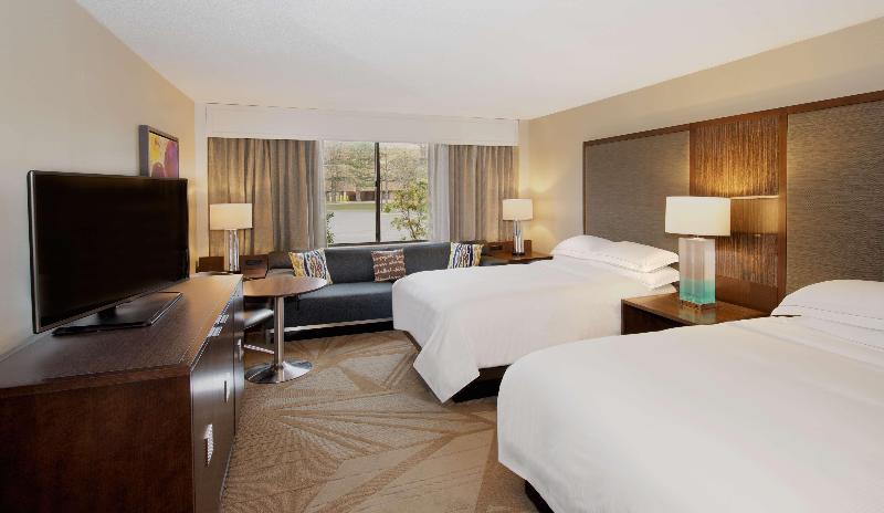 سوئیت برای معلولان, Homewood Suites By Hilton University City