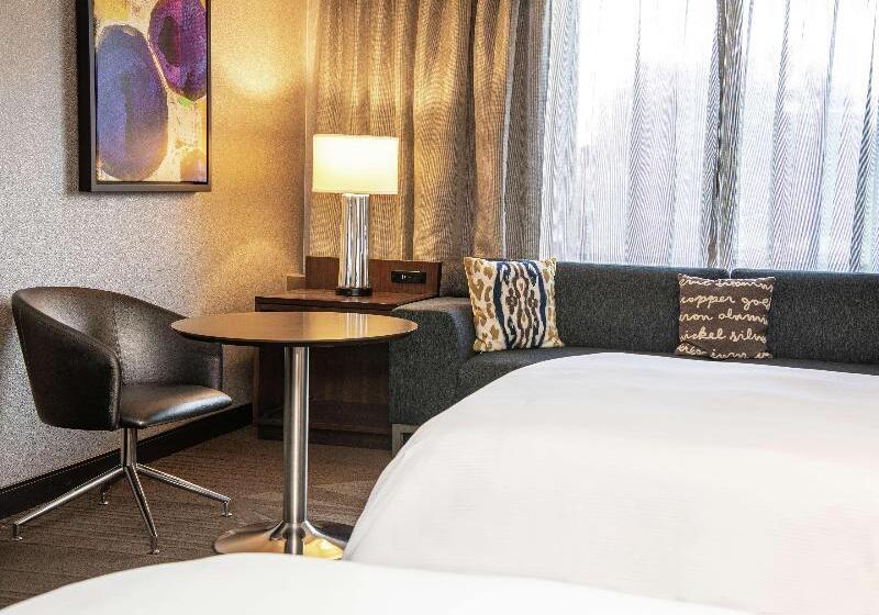 سوئیت برای معلولان, Homewood Suites By Hilton University City