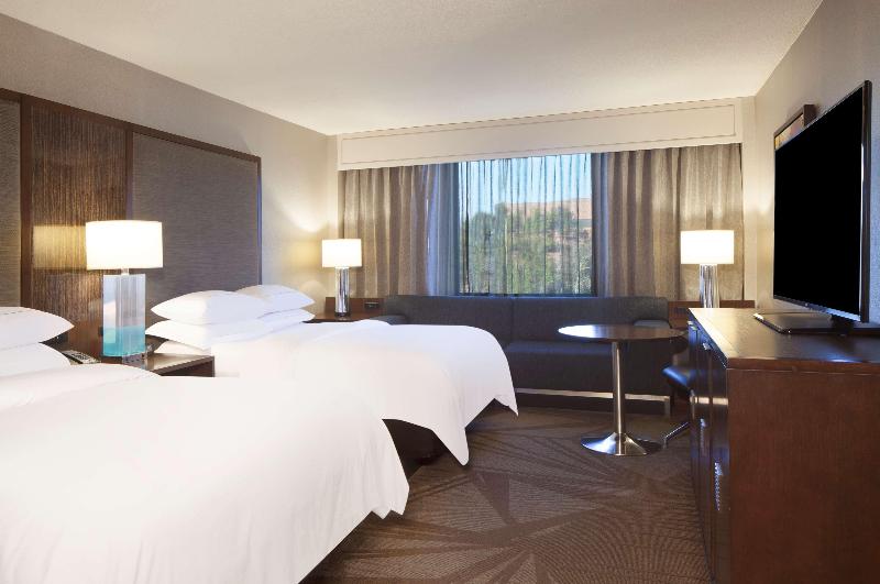 سوئیت برای معلولان, Homewood Suites By Hilton University City