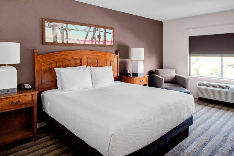 اتاق استاندارد با تخت بزرگ, Hyatt House Fishkill Poughkeepsie