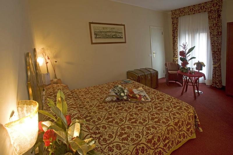 اتاق استاندارد با تخت دو نفره بزرگ, La Maison Des Armateurs