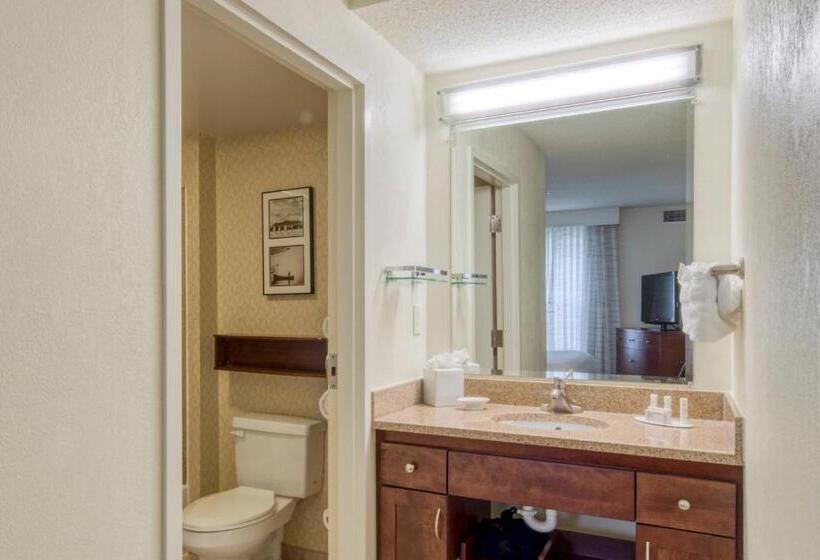 سوییت اجرایی, Residence Inn By Marriott Chapel Hill