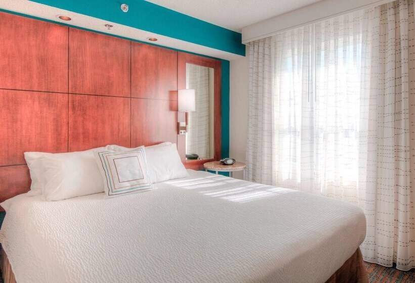 سوییت اجرایی, Residence Inn By Marriott Chapel Hill