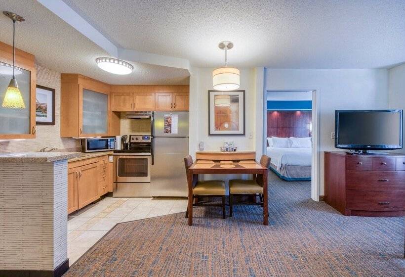 Suite para Deficientes, Residence Inn Chapel Hill