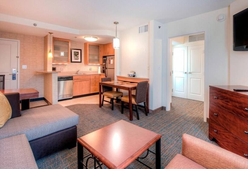 Suite para Deficientes, Residence Inn Chapel Hill