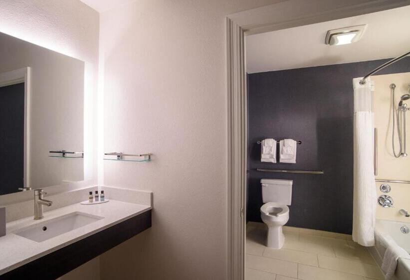 استودیوی استاندارد, Residence Inn Columbia Northeast/fort Jackson Area