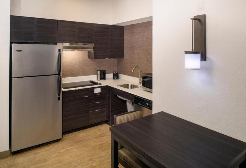 استودیوی استاندارد, Residence Inn Columbia Northeast/fort Jackson Area