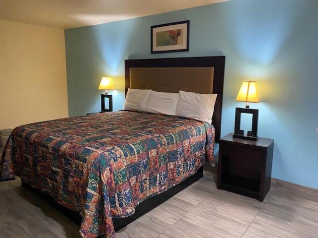 اتاق استاندارد یک نفره, Texas Inn