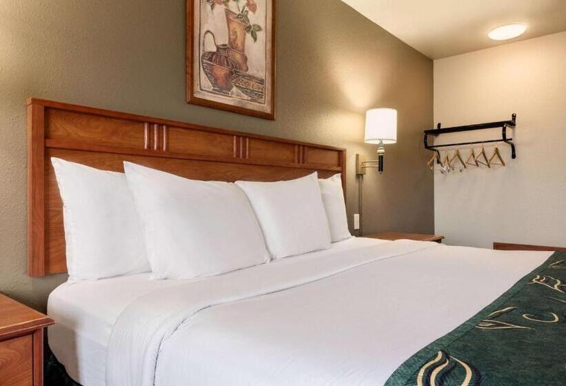 اتاق استاندارد با تخت بزرگ, Travelodge By Wyndham Missouri Valley
