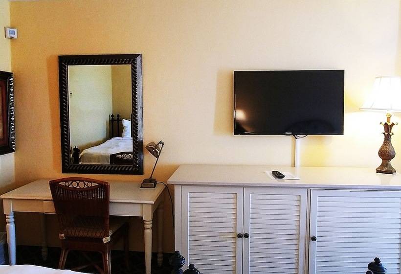 اتاق استاندارد با 2 تخت دوبل, Emerald Shores Hotel   Daytona Beach