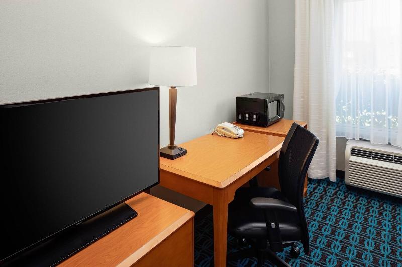 استودیو استاندارد با تخت کینگ, Fairfield Inn & Suites By Marriott Detroit Metro Airport Romulus
