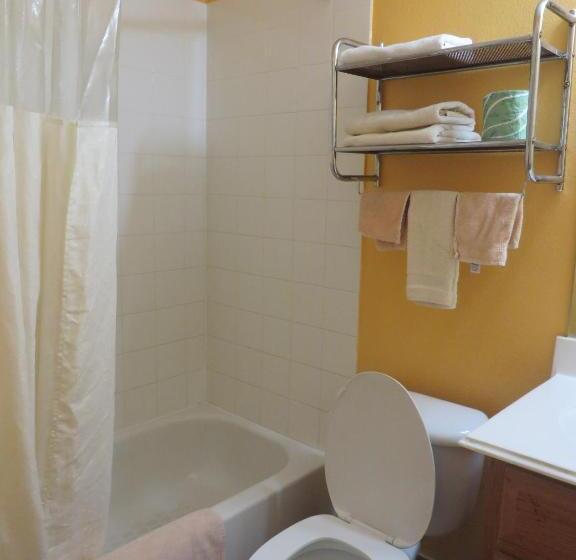 Quarto Estandar 2 Camas Casal, Americas Best Value Inn Weatherford, Tx