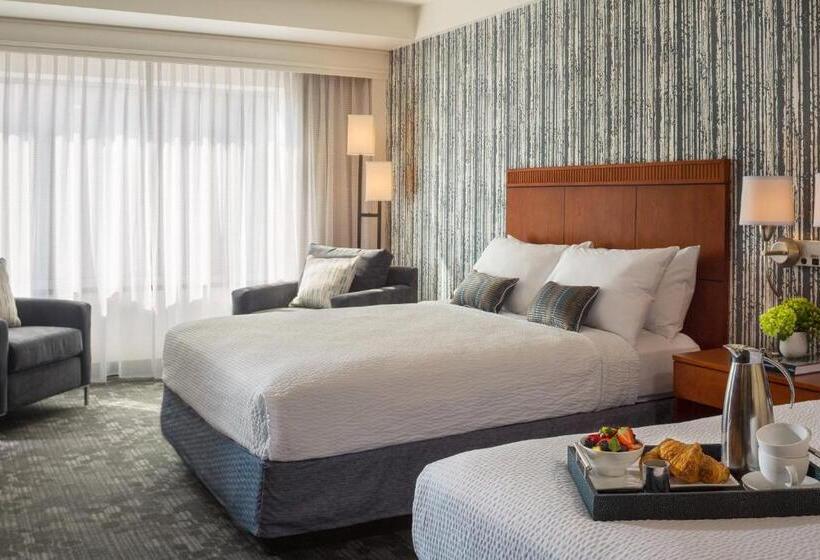 اتاق استاندارد برای معلولان, Courtyard Burlington Harbor
