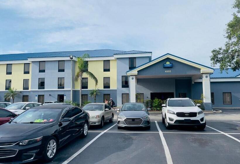 سوئیت برای معلولان, Days Inn & Suites By Wyndham Lakeland