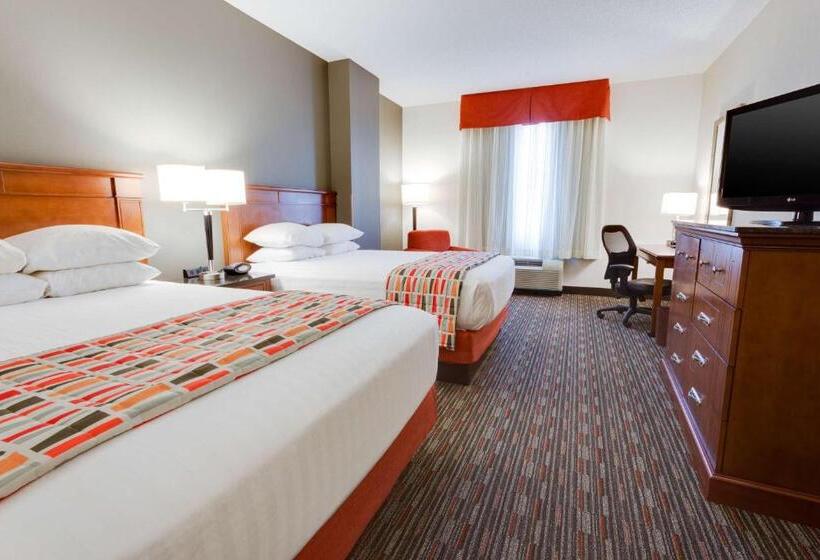 Deluxe Room, Drury Inn & Suites Greenville