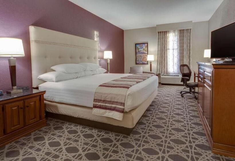 Deluxe Room Adapted for people with reduced mobility, Drury Inn & Suites Las Cruces