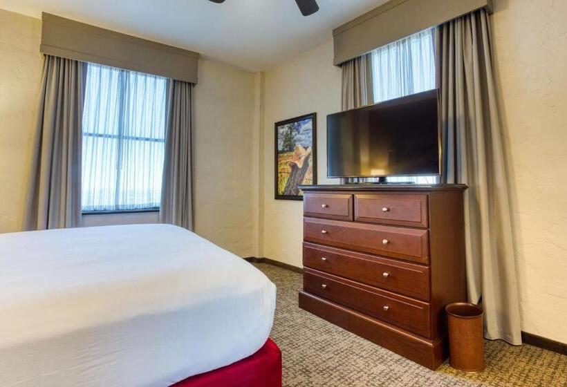 Suite Cama King, Drury Plaza  San Antonio Riverwalk