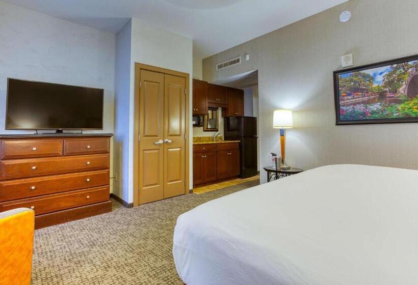 اتاق لوکس با تخت بزرگ, Drury Plaza Hotel San Antonio Riverwalk