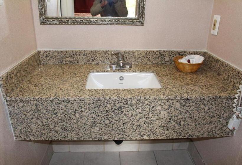 اتاق لوکس, Highlander Motor Inn Atlantic City