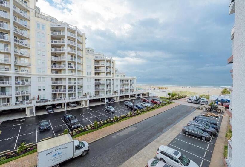 سوئیت با تخت بزرگ, Icona Diamond Beach