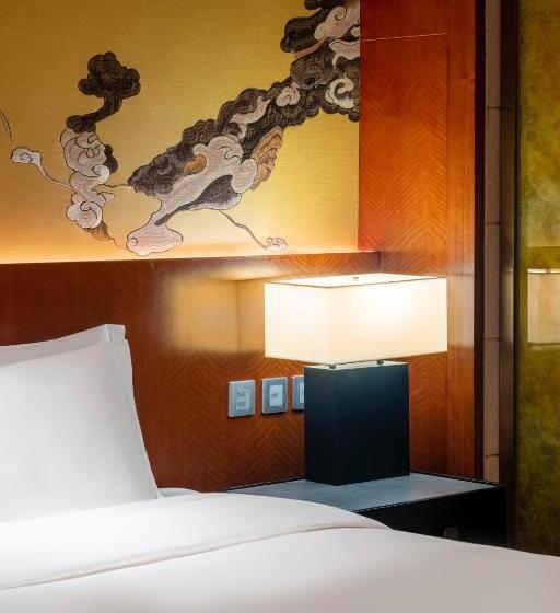 سوییت سوپریور, Marco Polo  Jinjiang
