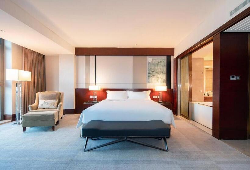 سوییت سوپریور, Marco Polo  Jinjiang