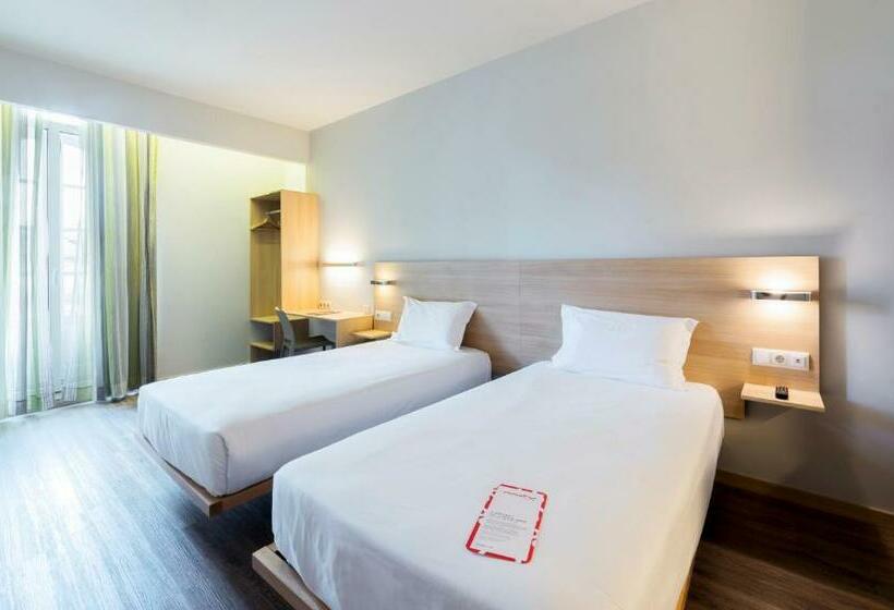 اتاق استاندارد با چشم‌انداز شهر, Moov Hotel Porto Centro