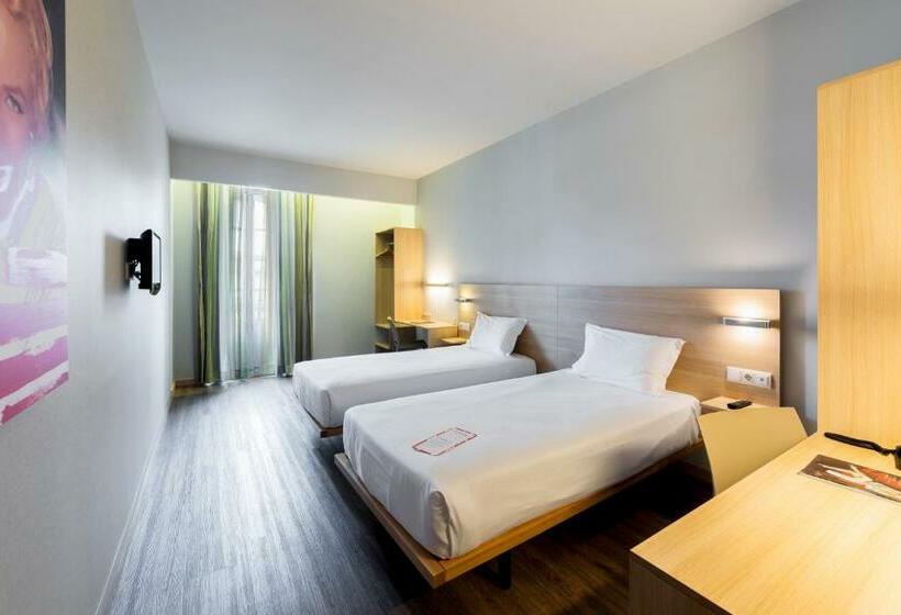 اتاق استاندارد با چشم‌انداز شهر, Moov Hotel Porto Centro