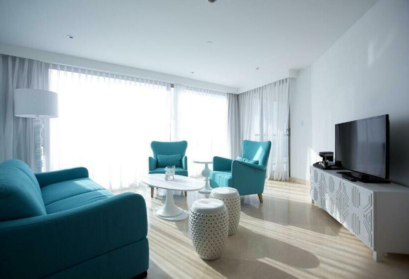 استودیوی استاندارد, Radisson Cartagena Ocean Pavillion