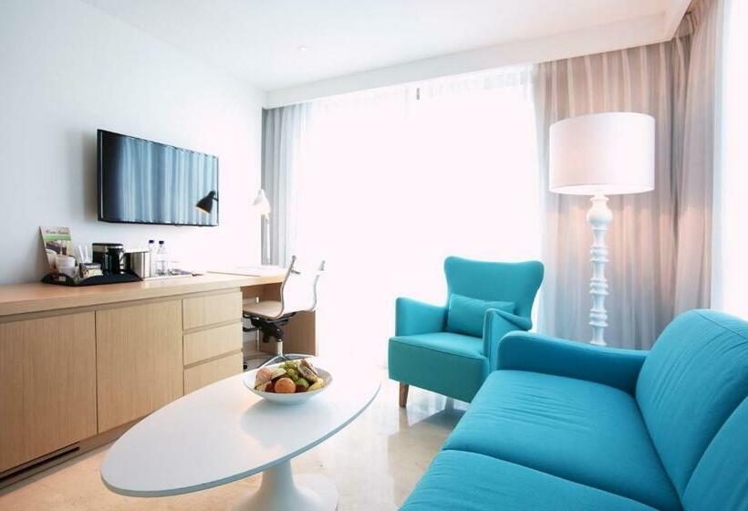استودیوی استاندارد, Radisson Cartagena Ocean Pavillion