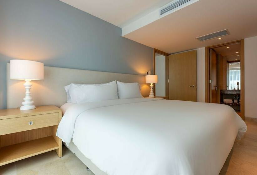 استودیوی استاندارد, Radisson Cartagena Ocean Pavillion
