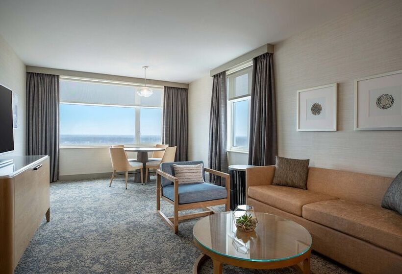 سوییت اجرایی, The Westin Chicago Lombard